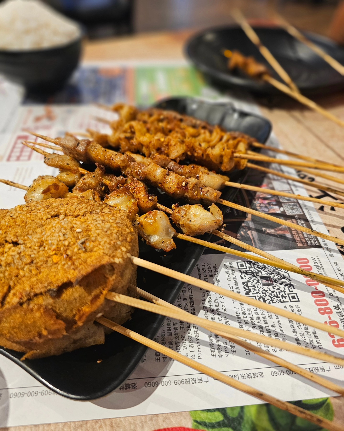 Grill meat & beer 🍺  with people you care the most.
Life is good ❤️ 

#chinesebbq #skewers #meat #beer #dinner #bbq  #grill #烤串 #familytime